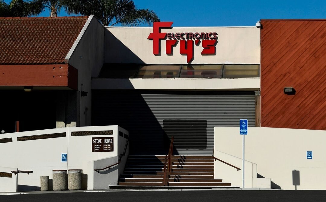 So Long, Fry’s. I Learned Everything About Gadgets From You