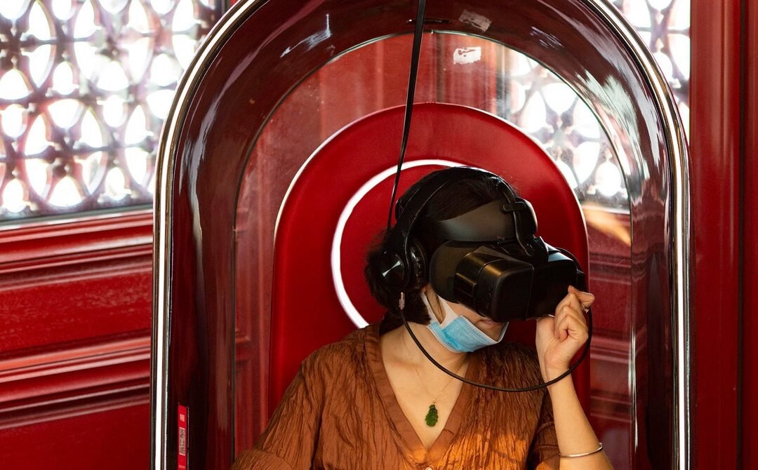 How to Reduce Motion Sickness in Virtual Reality